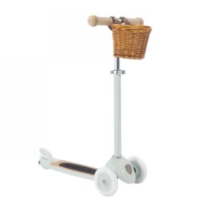 Kids' scooter with wicker basket and three wheels