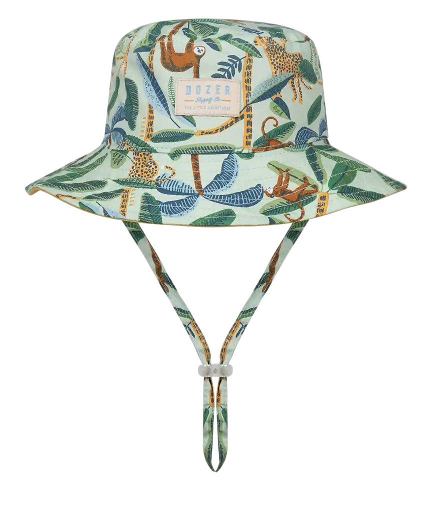 Jungle-patterned hat with chin strap
