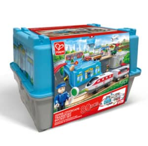 Colorful cityscape transport play set with 80 pieces.