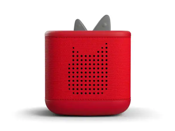 Red kids speaker with feline design