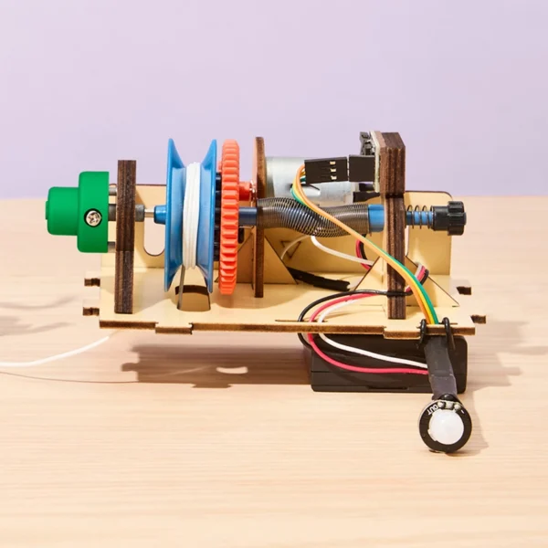 motion sensing spider