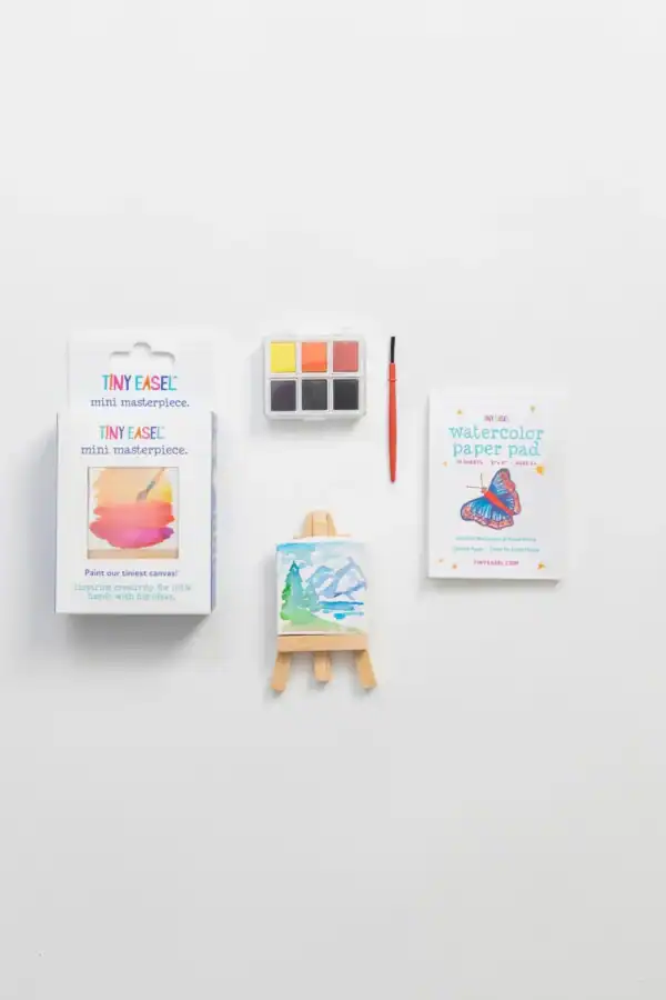 Mini watercolor painting kit with tiny easel