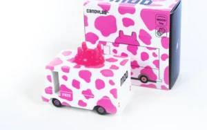 strawberry moo van